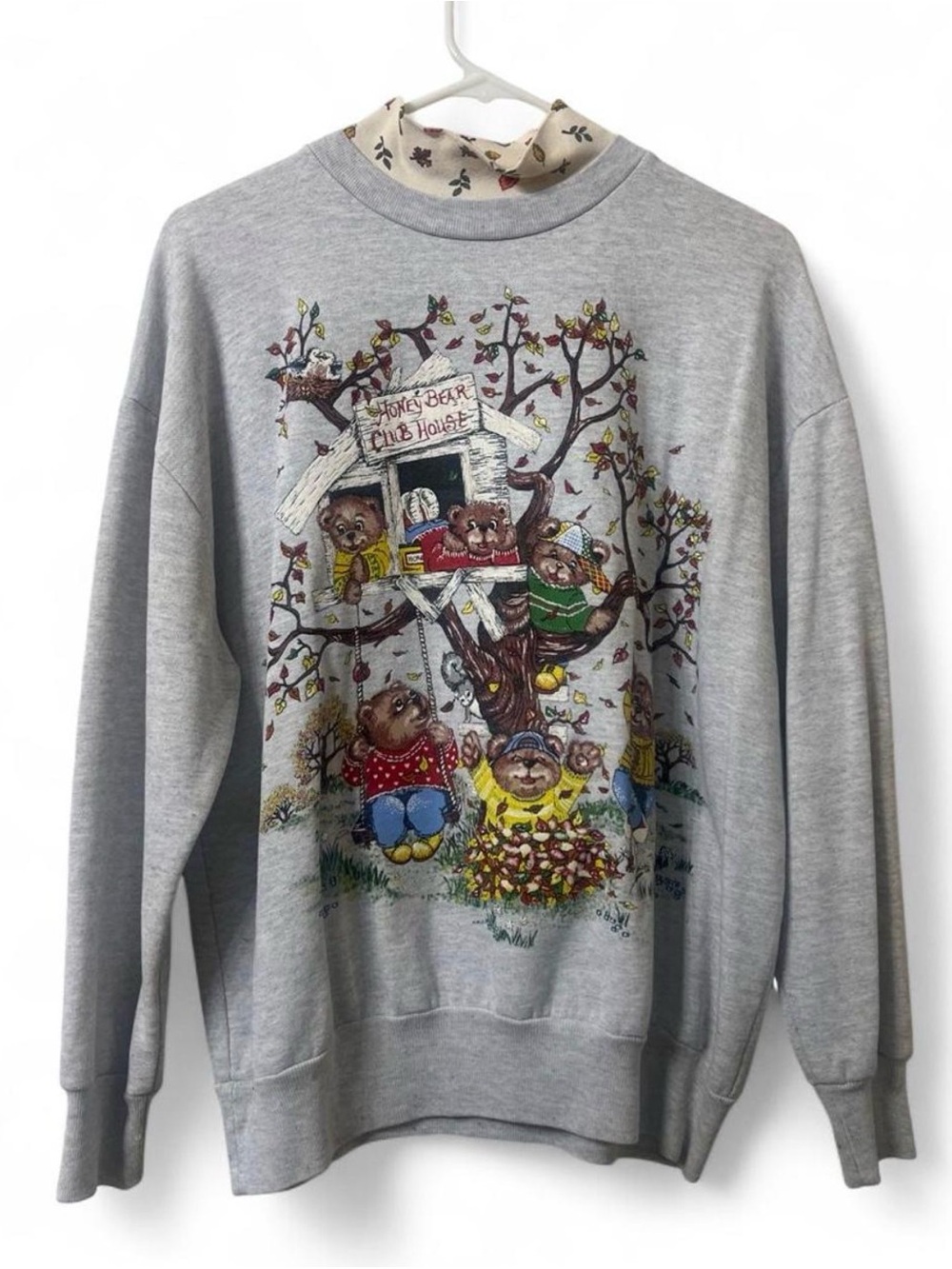 Vintage fall bear sweatshirt